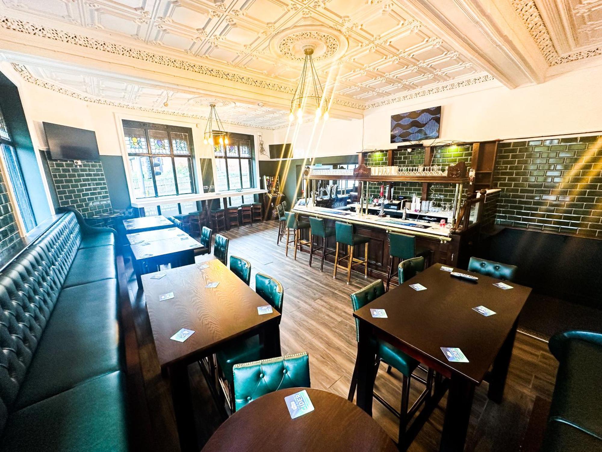 The Valley Inn Liverpool Exterior photo